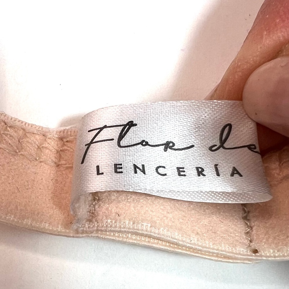Flor de Guga Lenceria de Disero Floral Bralette - Picture 7 of 8